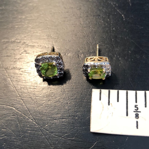 Peridot posts. - Picture 3 of 3